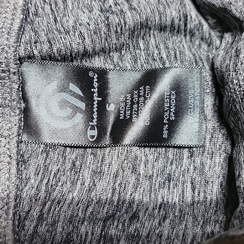 Champion capri size s  color gray and black good condition - Picture 3 of 10
